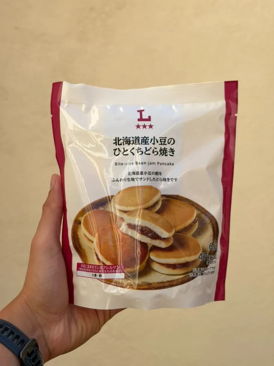Lawson Select · Mini Dorayaki con Pasta de Frijol Rojo de Hokkaido (6 piezas)