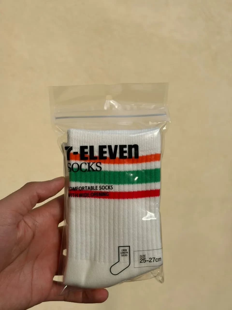7-Eleven Japan · Original Line Crew Socks / Calcetines Icónicos (25-27 cm)