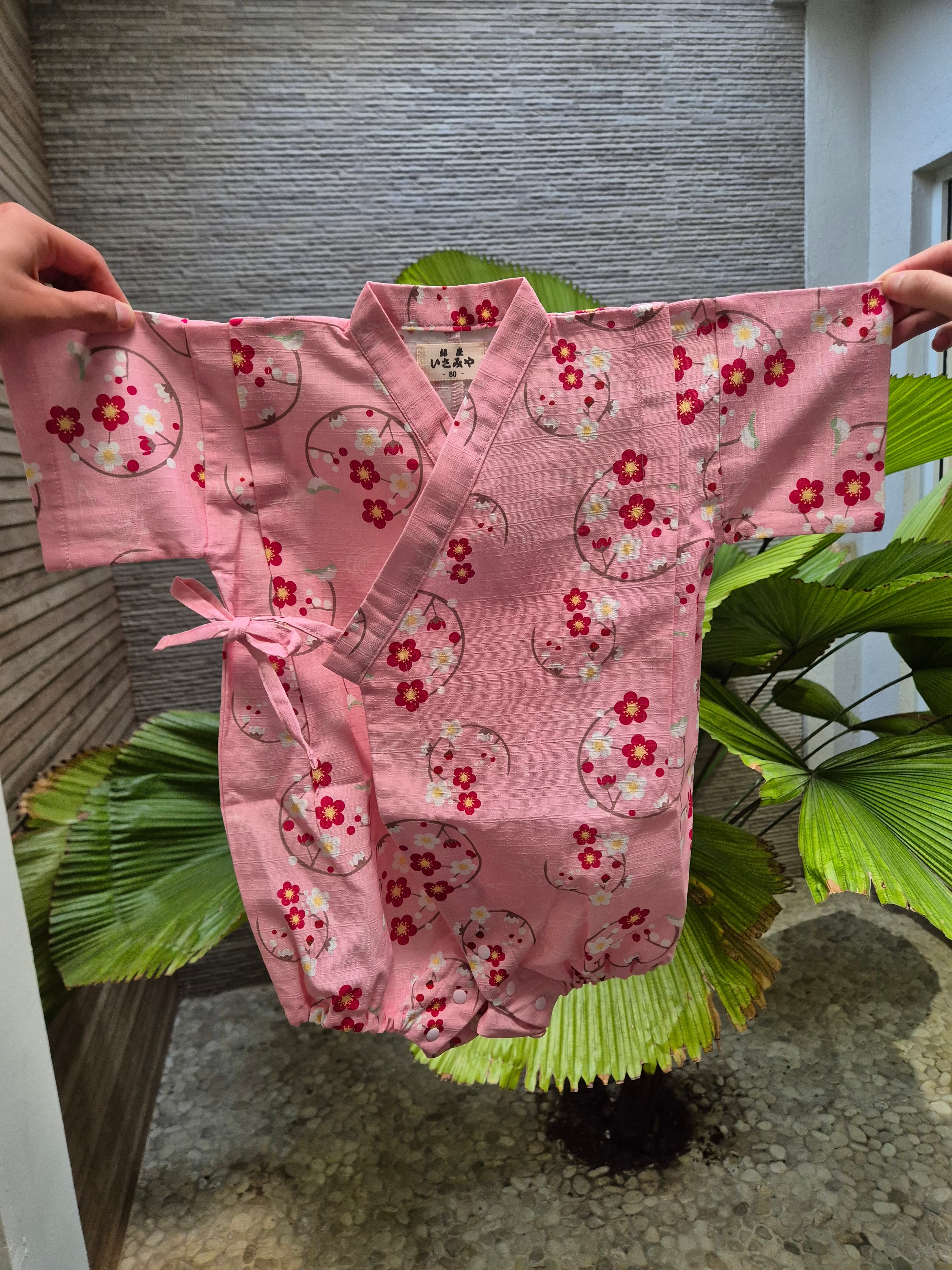 Yukata Japonés para Bebé Sakura Rosa